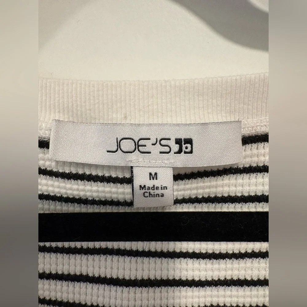 Joe's Jeans The Gisele Black and White Striped Short Sleeve Top | Size Medium - Picture 4 of 4